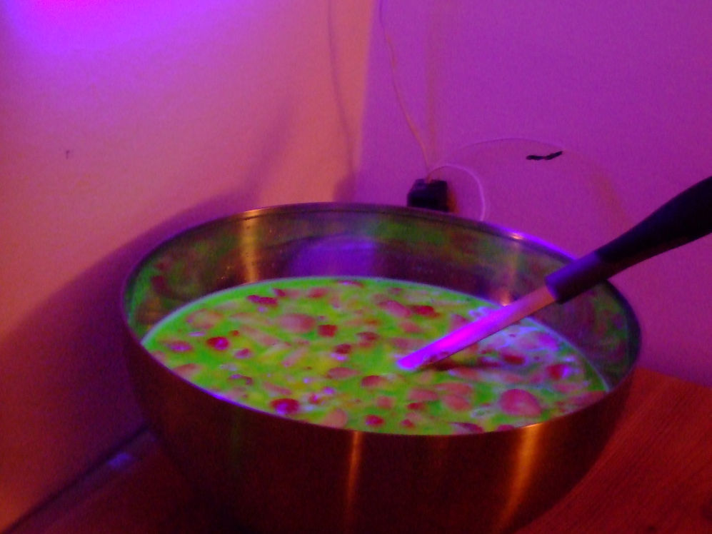 fluoresen how long will it take to grow pot with compact fluoresents