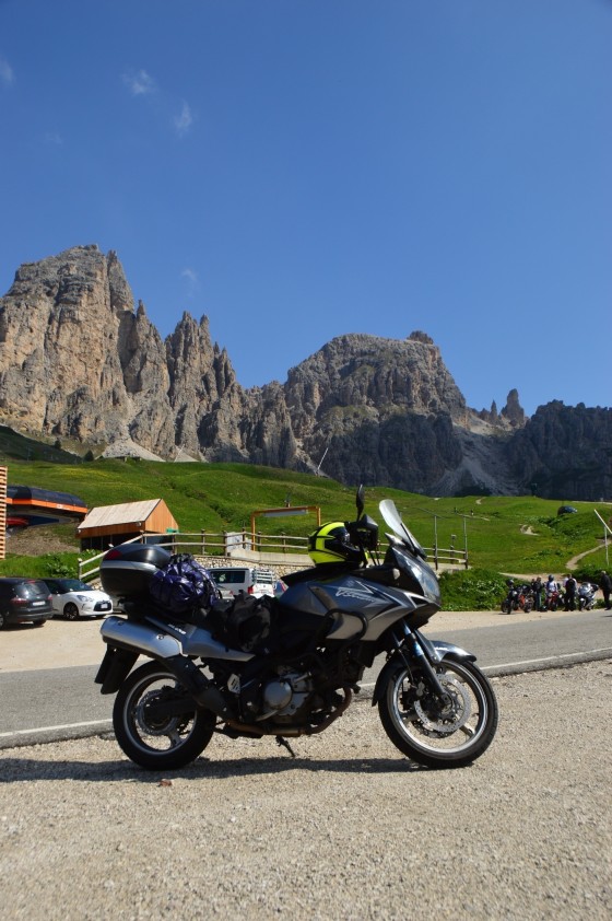 25 v-strom am grödner joch tour italien juni 2015