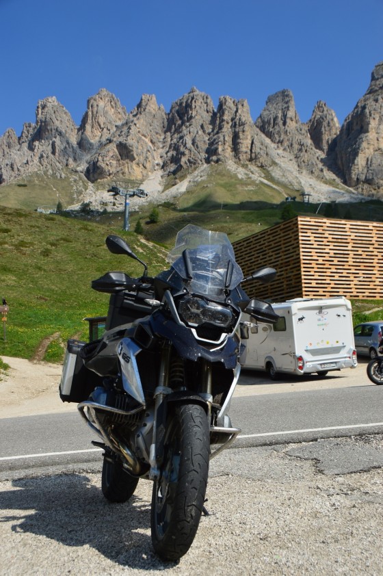 27 bmw gs am grödner joch tour italien juni 2015