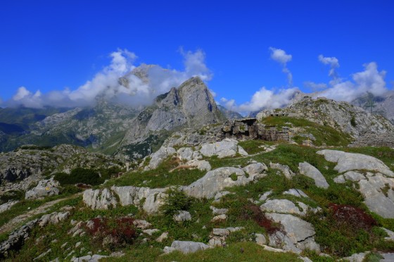 hdr vom gipfel des kleinen pal mit stellungen 