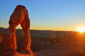 Delicate_Arch_Sunset_HDR_04_big.jpg Delicate_Arch_Sunset_HDR_04_big.jpg