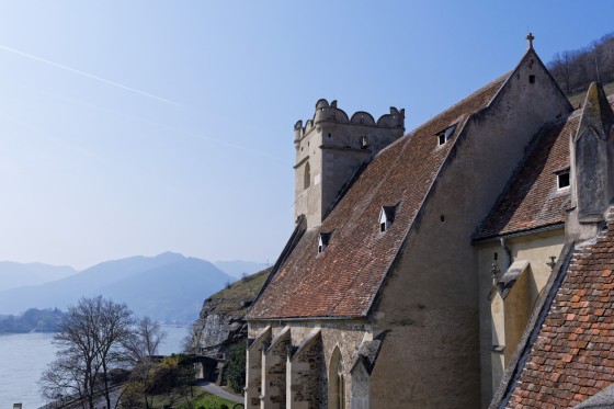 kirche st michäl donaublick wachau 