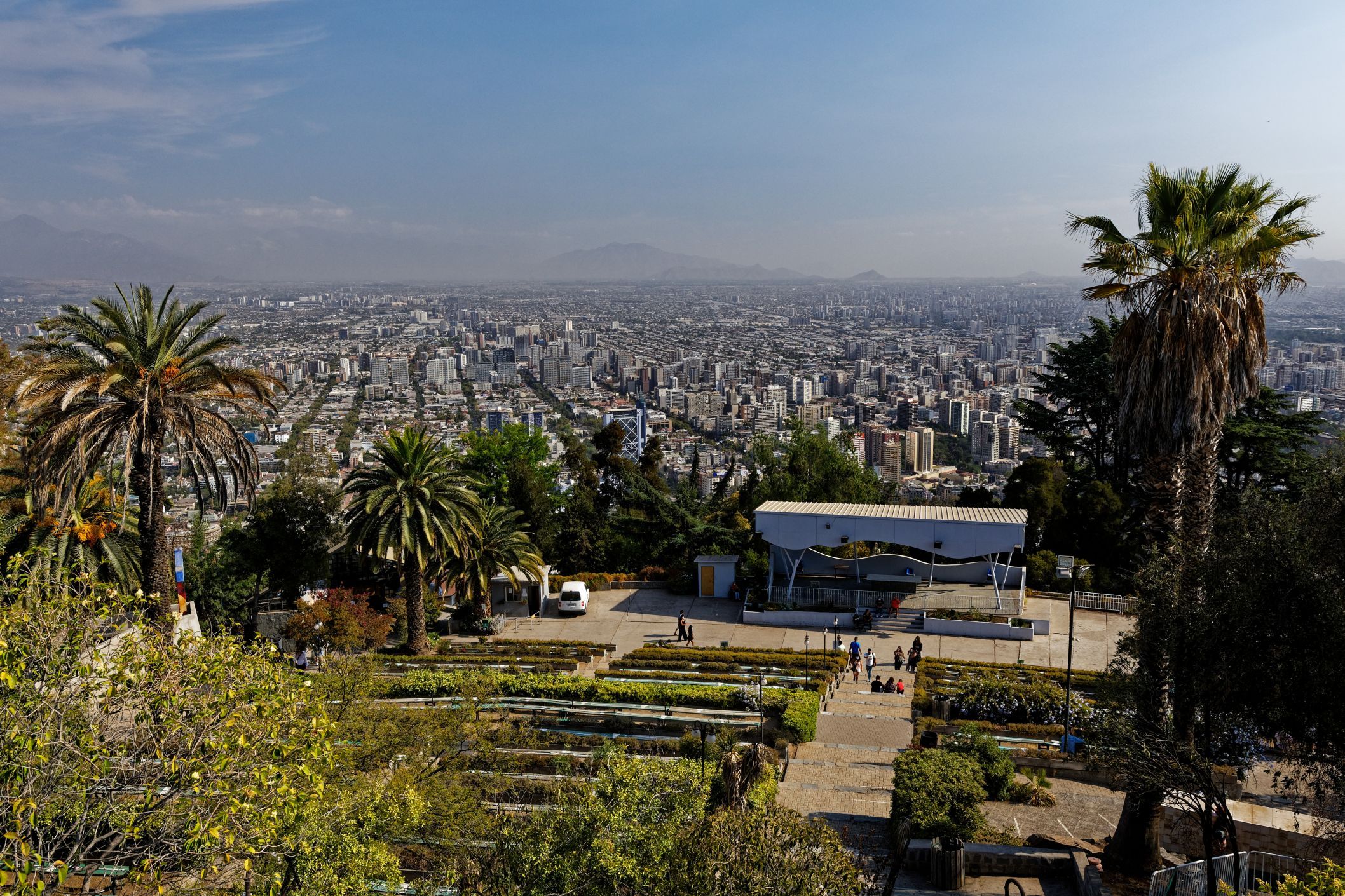 palmen und blick auf santiago 2022-02-02 palmen und blick auf santiago 2022-02-02
