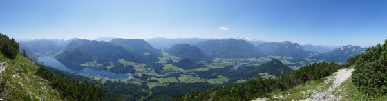 panorama grundlsee und bad aussee von trisselwand aufstieg aus 