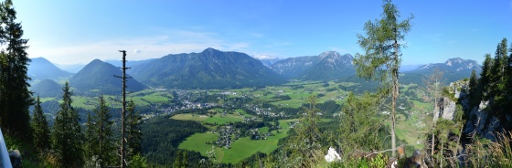 panorama von der neün aussichtsplattform nach bad aussee panorama von der neün aussichtsplattform nach bad aussee