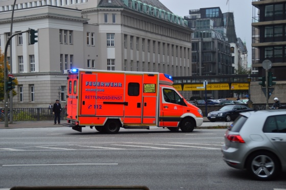 rettungsdienst feuerwehr hamburg 