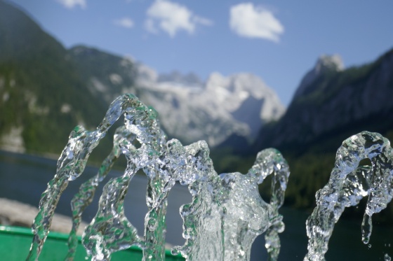 wasser vor dachstein 